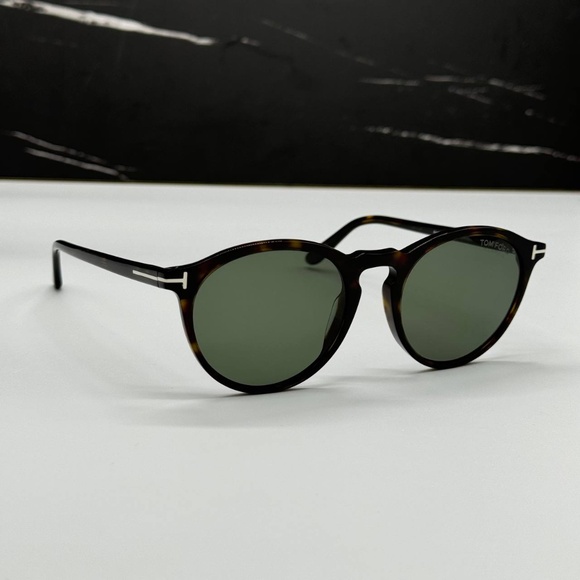 NEW TOM FORD TF904 52R UNISEX POLARIZED SUNGLASSES TOM FORD AURELE FT0904/S - Picture 4 of 10